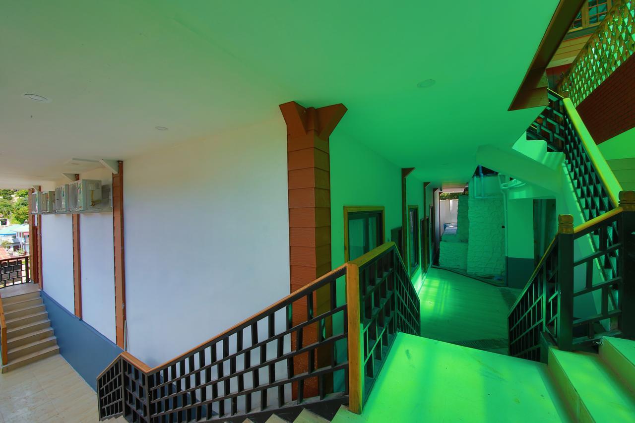 Essence Motel Kalaw Exterior photo
